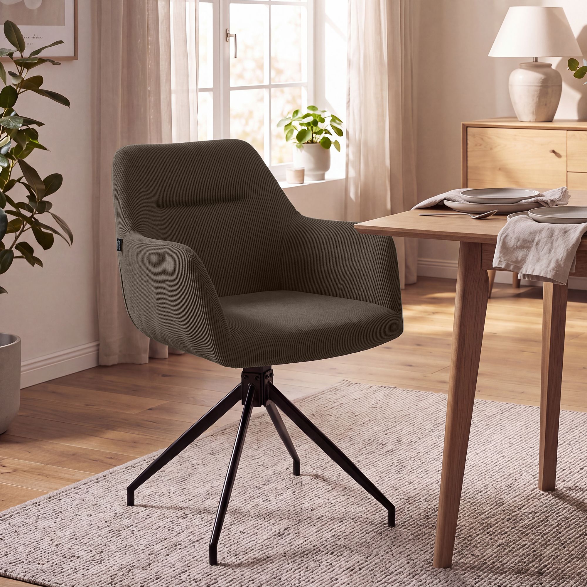Silla de comedor Merlinda de pana