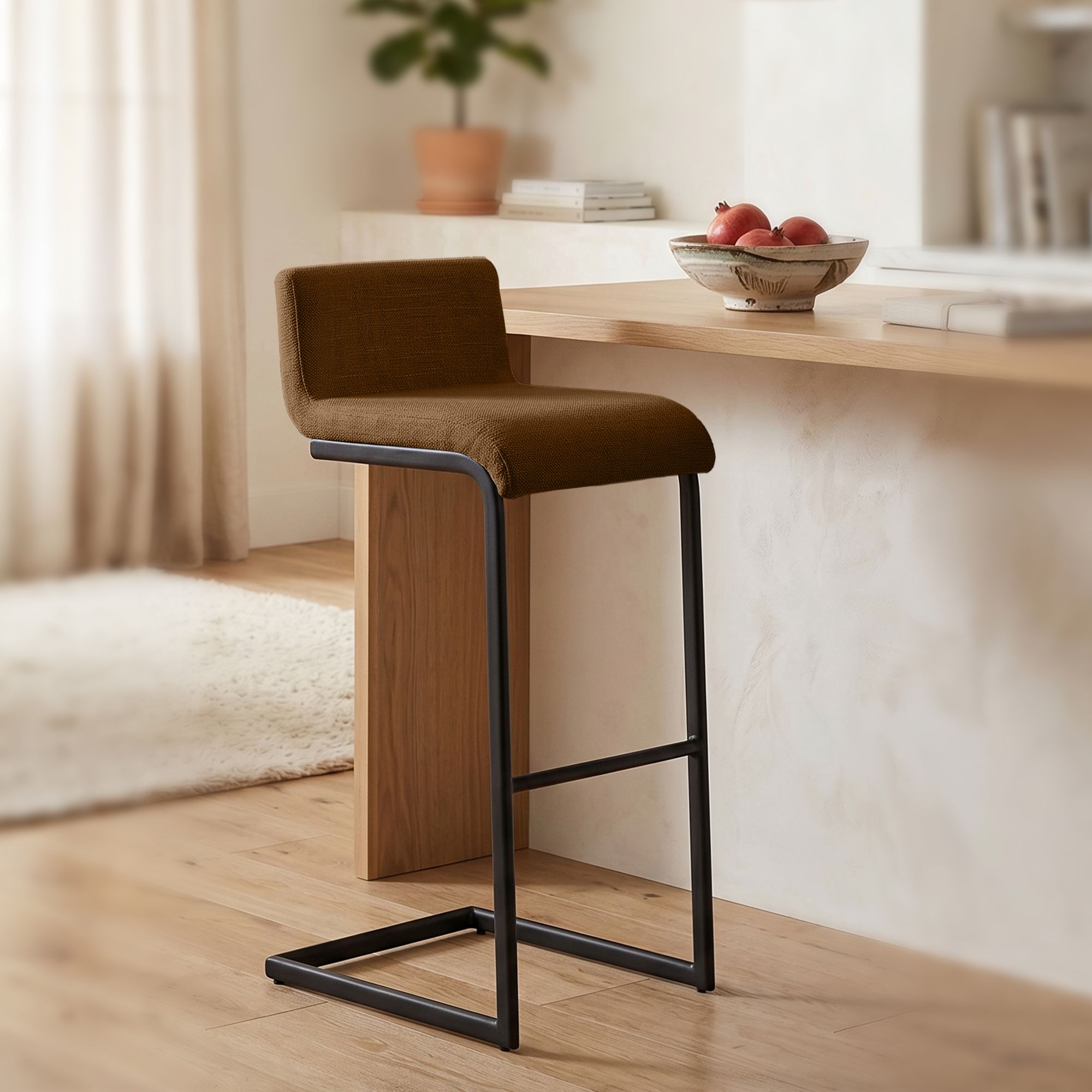 Set de 2 Taburetes de Bar Newport, Estructura de Metal Negro