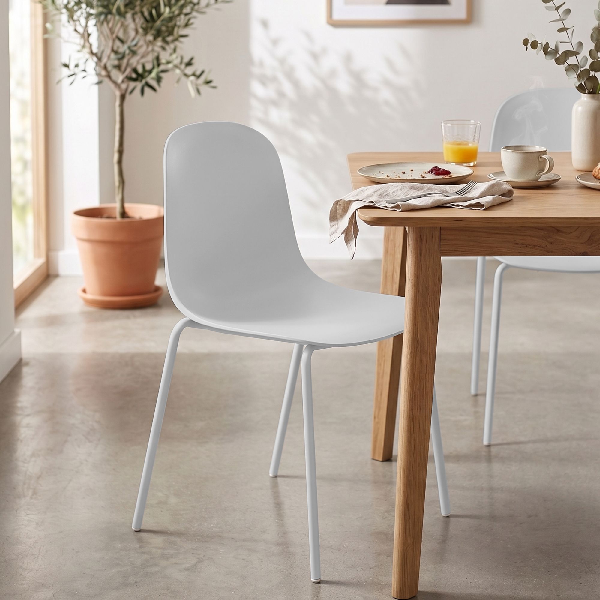 Silla Hardin: diseño moderno, estructura resistente y asiento cómodo para cualquier espacio del hogar