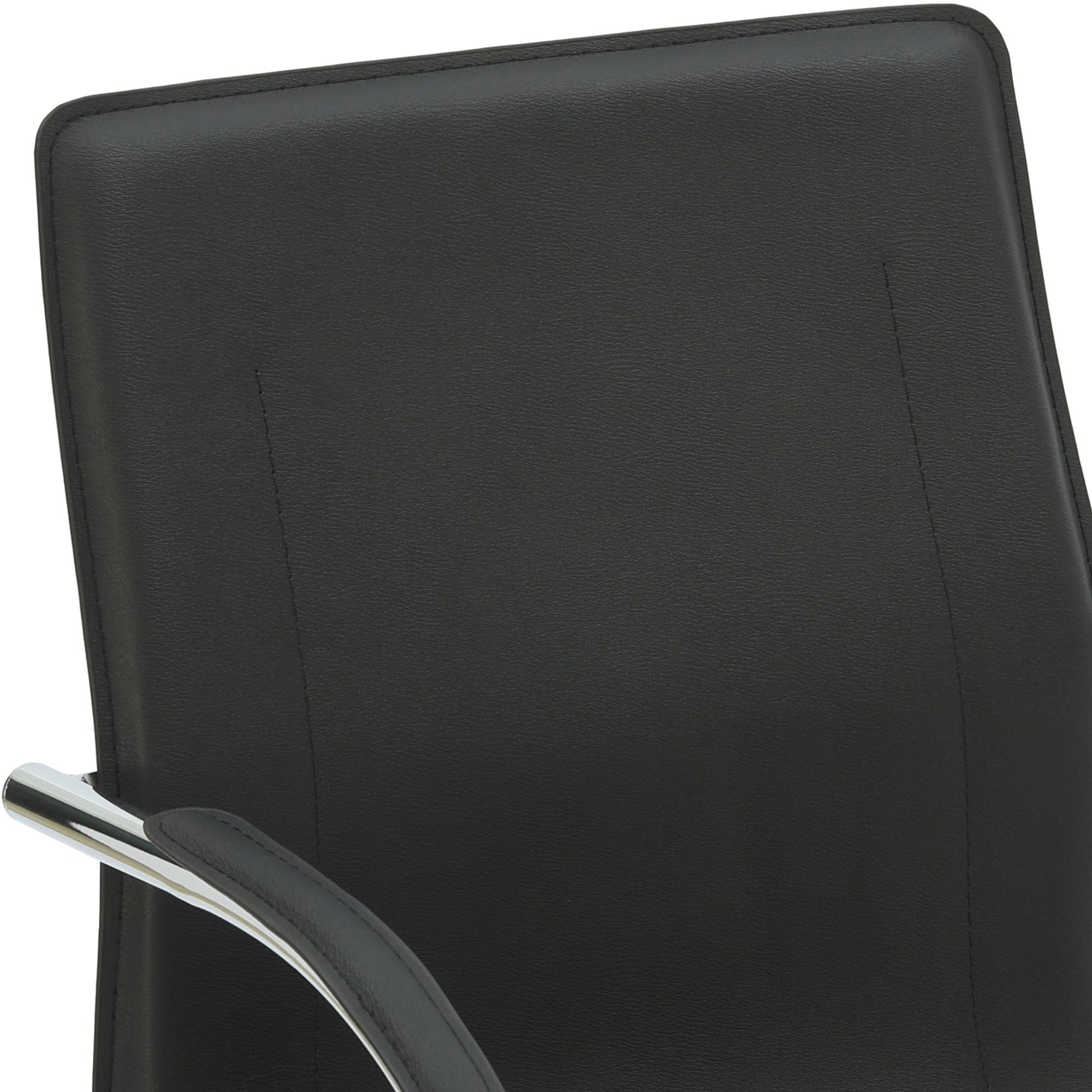 Silla cantilever Noeleen de piel sintetica