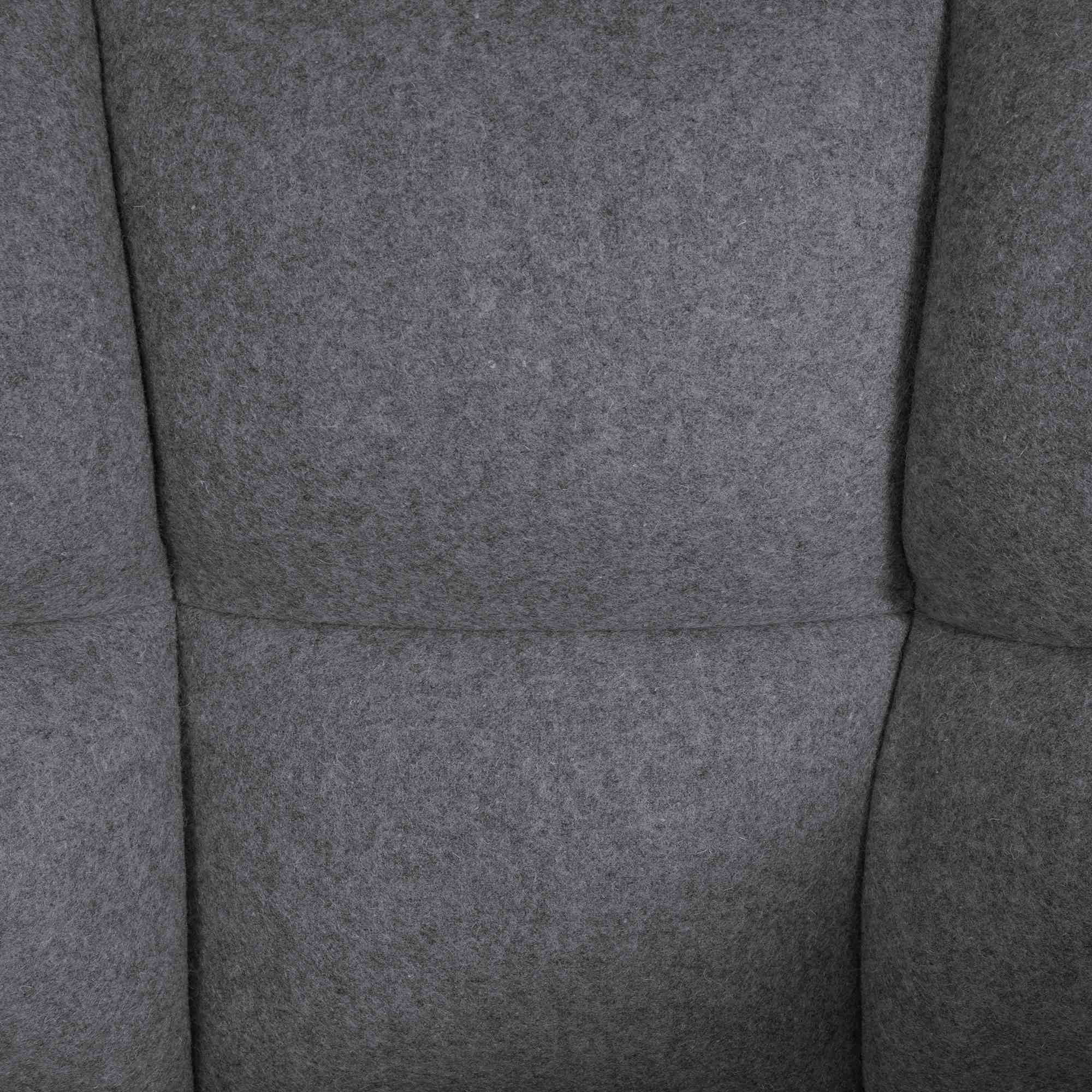 Taburete de Bar Damaso con Fieltro y Base de Cuatro Patas
